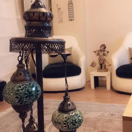 Raksi Oda ve Kahvaltı *